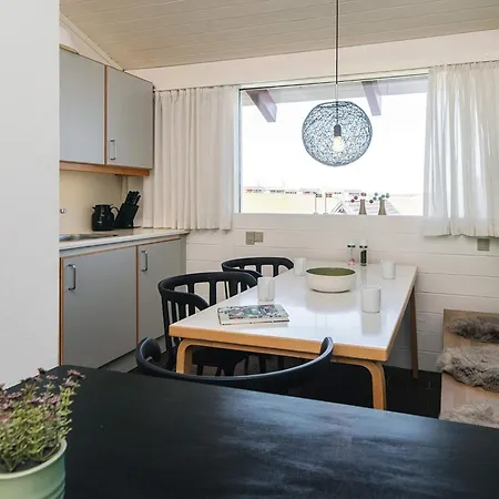 Hébergement de vacances 5 Person In *